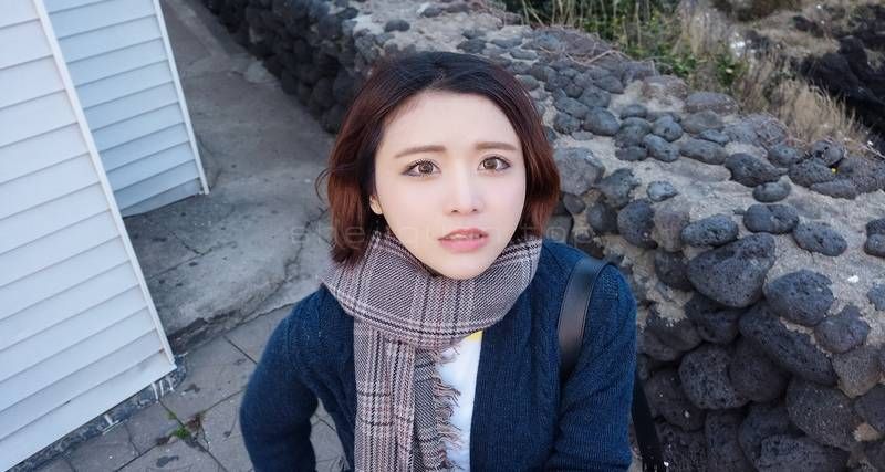 美女,毛线围脖,格子衣,围巾,人物特写
